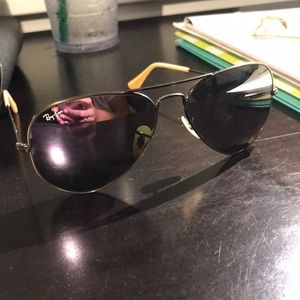 Ray ban sun glasses
